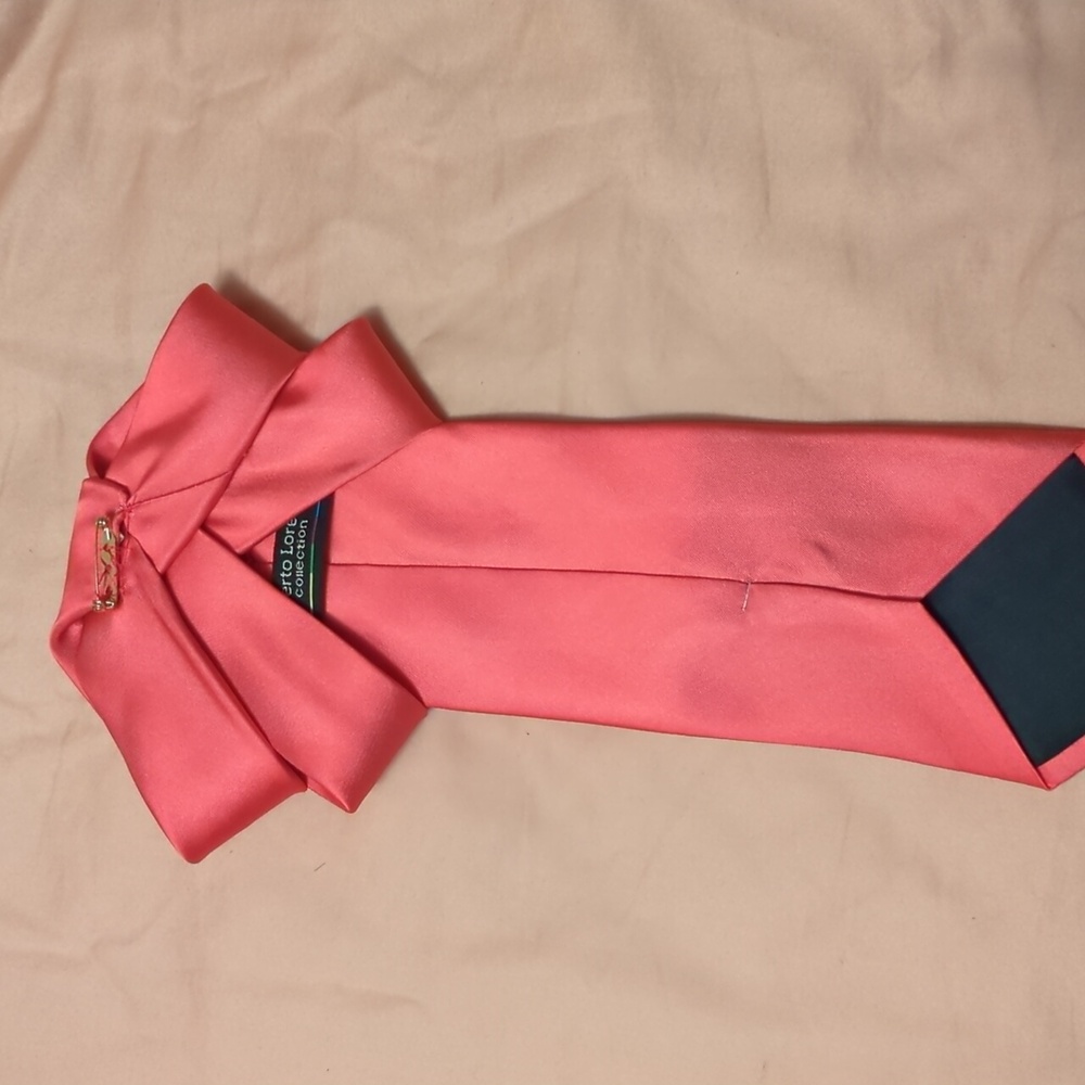 Pink and Green AKA Tie Brooch Necklace - Picture 7 of 7